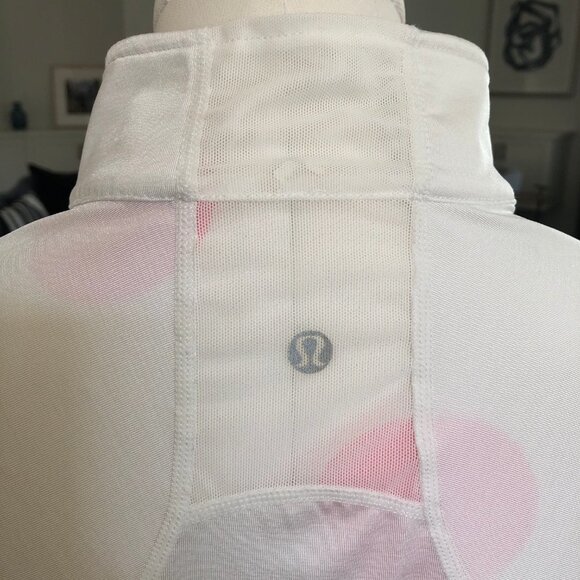 Lululemon Vintage Full Zip Running Jacket w Mesh Sides Back Zip Pockets Size 10 - Picture 9 of 13